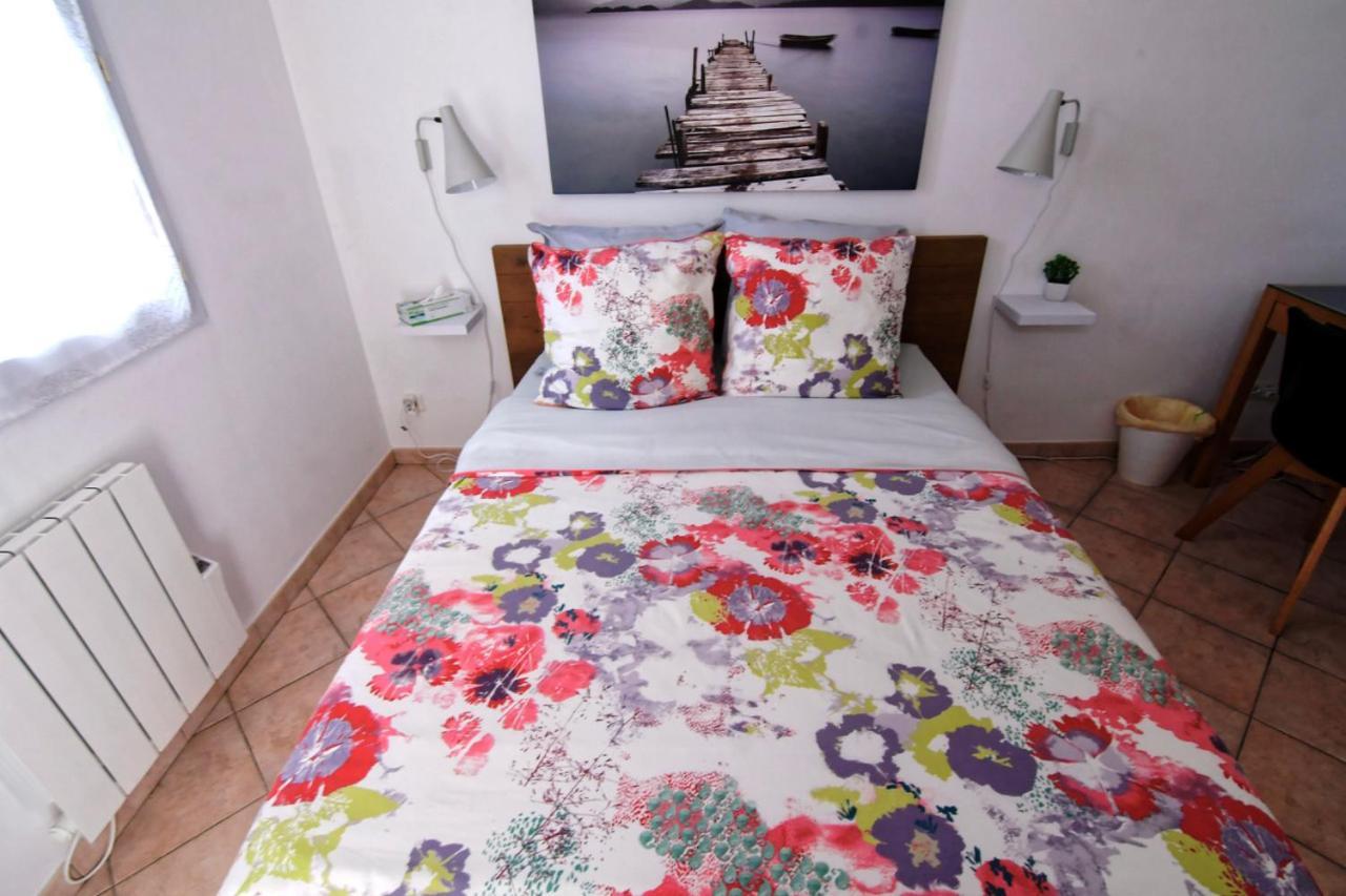 Villa Louanne Пертюи Екстериор снимка